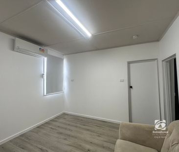 LIGHT BRIGHT RENOVATED DELIGHT - WATER INCLUDED - Photo 1