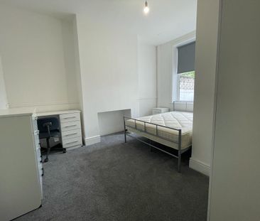 1 bed house share to rent in Nairne Street, Burnley, BB11 - Photo 2
