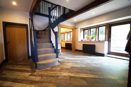 5 bedroom detached house to rent - Photo 3