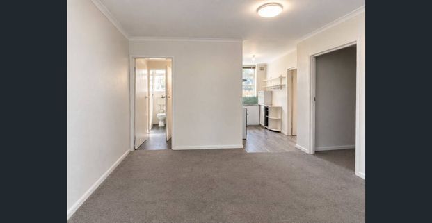 Two Bedroom unit In Central Location - Photo 1