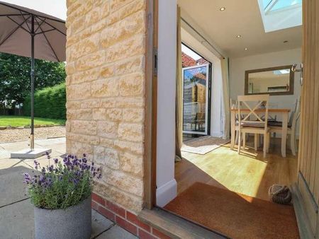 Elm Avenue, Witham On The Hill, Bourne, PE10 - Photo 4