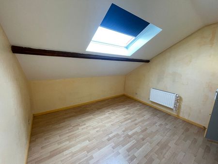 A LOUER Maison de 220m² - 6 chambres - Photo 3