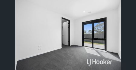 Modern, Low Maintenance Home! - Photo 2