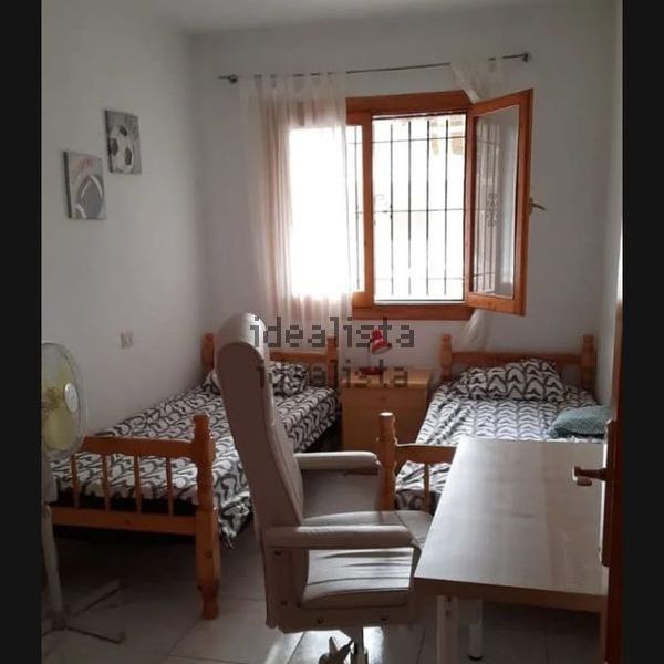 Alquiler de piso en Calle Río Danubio, 1 - Foto 1