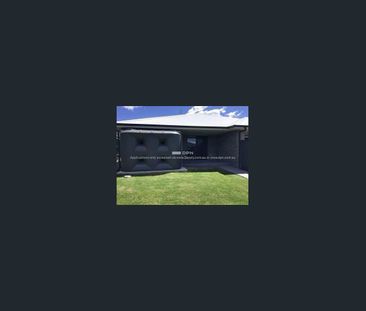 Modern new duplex - Photo 4