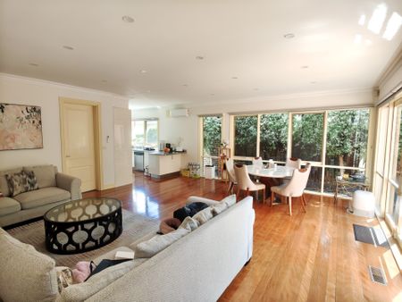 20 Bondfield Avenue, Hawthorn East, VIC 3123 - Photo 3