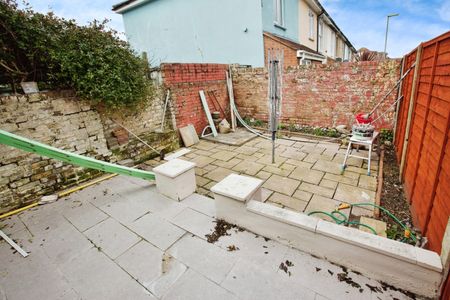 Brougham Street, Gosport - Photo 4