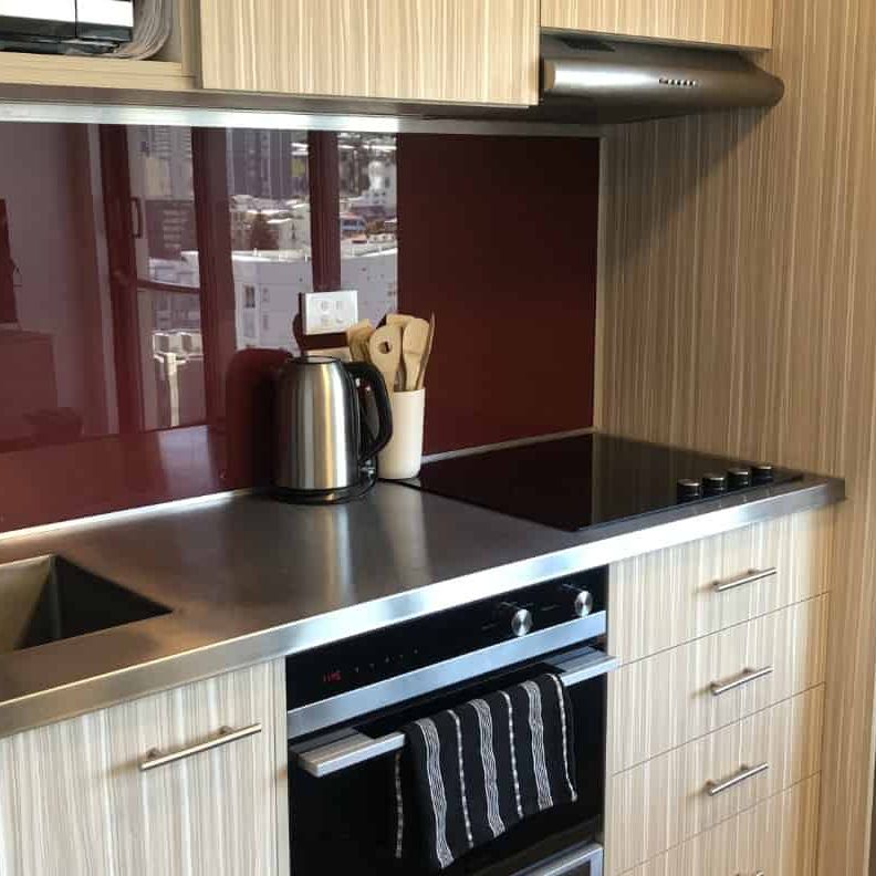 Near New Modern 1 Bedroom Apartment - Photo 1