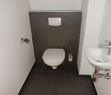 Rathausplatz - 3 Zimmer - Dachgeschoss - Wohnung mit Terrasse! - Foto 2