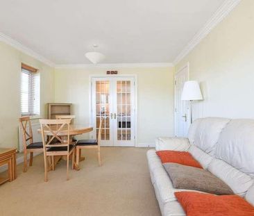 Priory Court, Oxford, OX2 - Photo 1