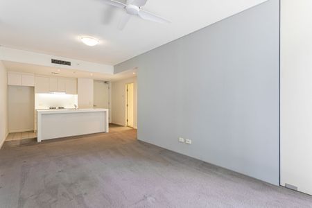 512/35 Shelley Street, Sydney - Photo 4