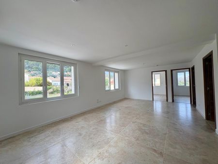 Location Appartement 3 pièces 67m² LA FARLEDE 83210 - Photo 4