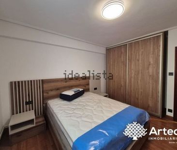 Alquiler de piso en Calle Zorrilla - Photo 1