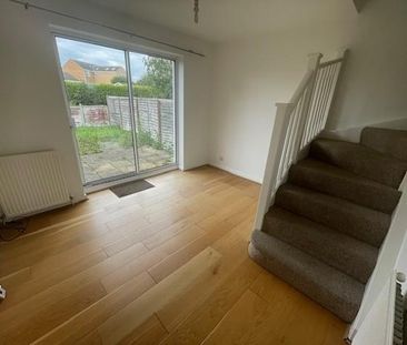 3 bedroom detached house to rent - Photo 4