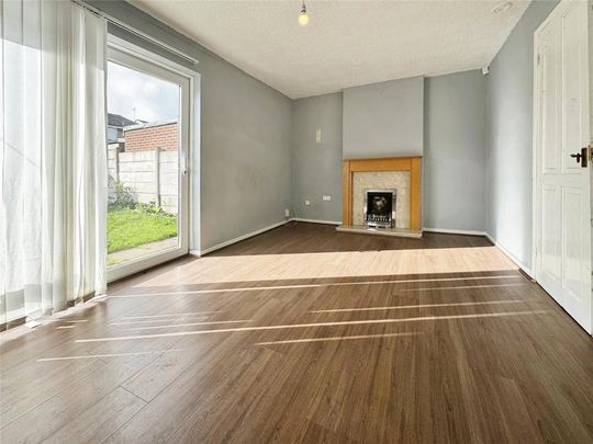 3 bedroom end of terrace house to rent - Photo 1