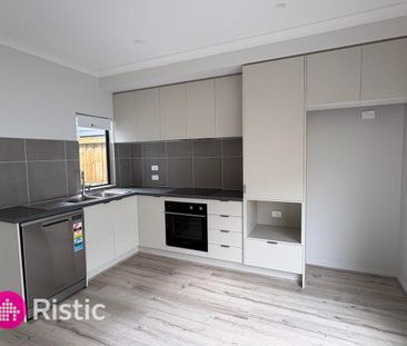 14 Woodhaven Walk, Wollert, Vic 3750 - Photo 3