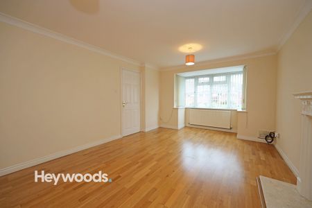 4 bed detached house to rent in Sophia Way, Bradwell, Newcastle - Photo 3