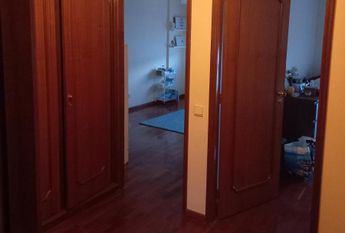 Alugo quarto espacoso no Porto Areosa