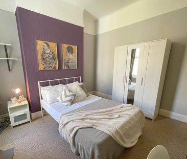 5 bedroom terraced house to rent - Photo 5