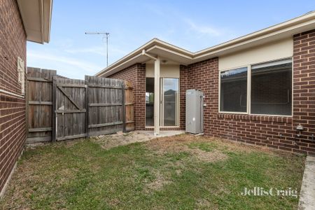 3/2 Lloyd Avenue, Epping - Photo 2