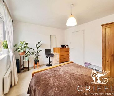 Porter Close, West Thurrock, RM20 - Photo 1
