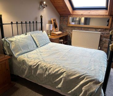 2 bedroom cottage to rent - Photo 2