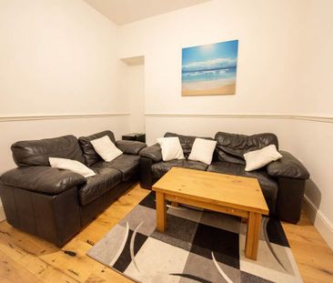 4 bedroom house to rent - Photo 2