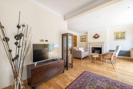 4 Bed Detached House, Queens Crescent, TW10 - Photo 3