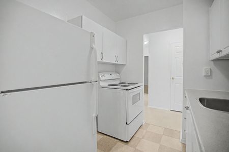 For Lease - 888 Glen Street Unit# 425, Oshawa, Ontario - Photo 4