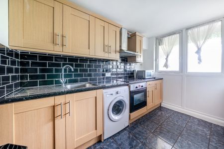 3 bedroom apartment to rent - Photo 5