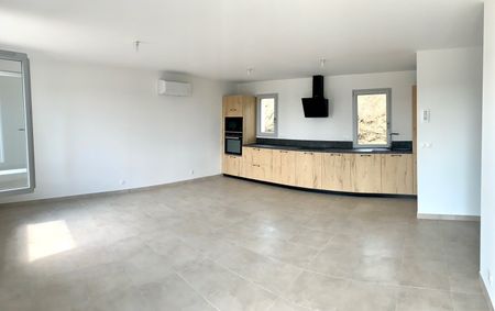 CUCURON MAISON 4 PIECES AVEC JARDIN ET GARAGE, - Photo 4