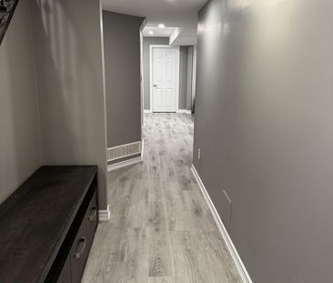 For Lease - 148 Skyharbour Drive, Brampton, Ontario - Photo 2