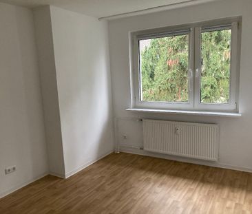 Kleine, gemütliche Wohnung in guter Lage sucht Nachmieter/in ! - Photo 1