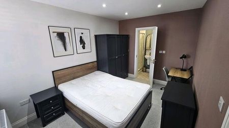 4 bedroom house share to rent - Photo 2