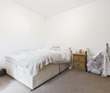 5 bedroom semi-detached house to rent - Photo 6