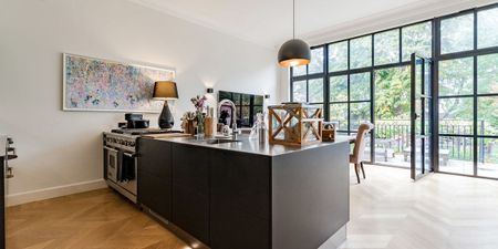 Woning te huur in Ukkel voor € 5.200 met 4 slaapkamers - Photo 2