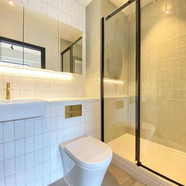 New Cross Central, Addington Street, Manchester, M4 - Photo 1