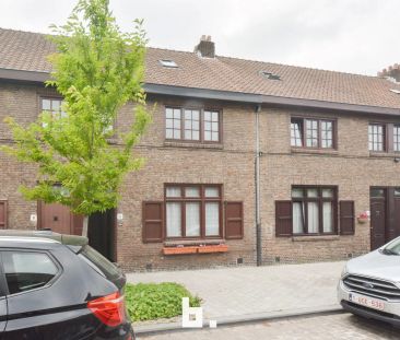 Ruime verzorgde woning met fraaie tuin en garage - Photo 2