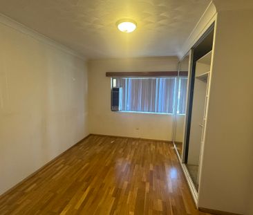 View Saturday at 12.35pm - 12.45pm - Photo 3