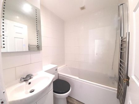 1 bedroom apartment to rent - Photo 4