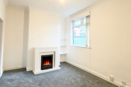 2 bedroom terraced house to rent - Photo 3