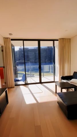 2 Bed 2 Bath*305 - Photo 2