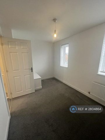 2 bedroom terraced house to rent - Photo 3
