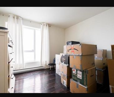 1425 Boul. Le Corbusier - Photo 2