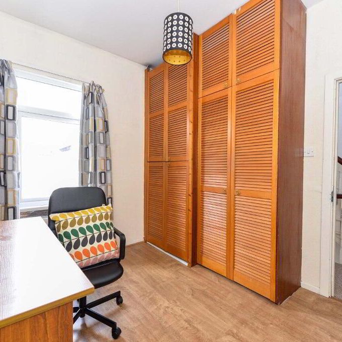 69 Haypark Avenue, Belfast, BT7 3FE - Photo 1