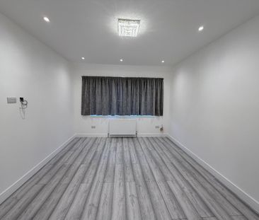 3 bedroom maisonette to rent - Photo 1