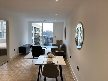 2 Monarch Square, London, SW11 - Photo 3