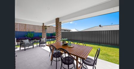 THIS HOME IS SIMPLY GORGEOUS!! - Photo 2