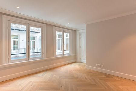 Appartement te huur: Kloveniersburgwal 53-1 1011 JX Amsterdam - Foto 2