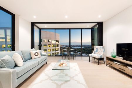 Luxury Living in the Heart of St Leonards - Photo 4